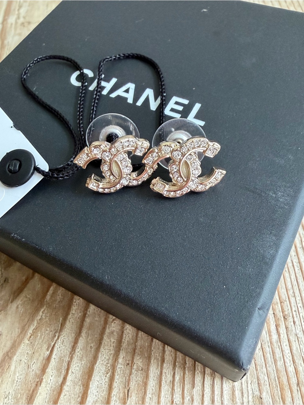 CHANEL Crystal-Embellished CC Stud Earrings - Gold - Picture 3 of 4